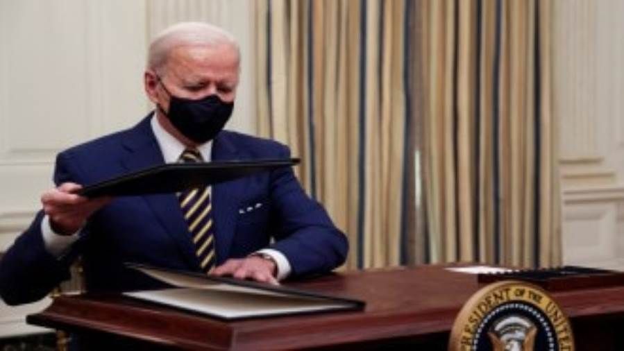 بايدن يضيف مؤسسات على قائمة الشركات الصينية "المحرومة" من الاستثمارات الأمريكية