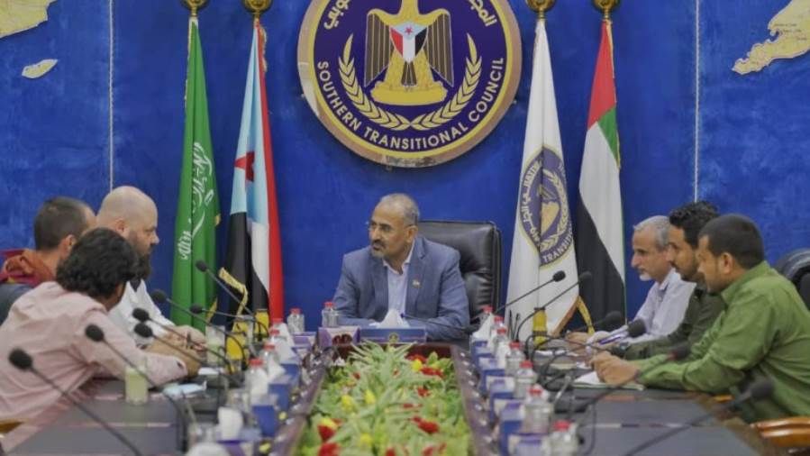 الزبيدي يستقبل رئييس بعثة أطباء البلجيكية