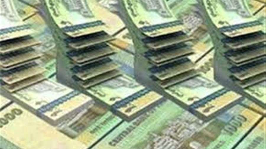 تدشين صرف مرتبات شهرين للموظفين النازحين