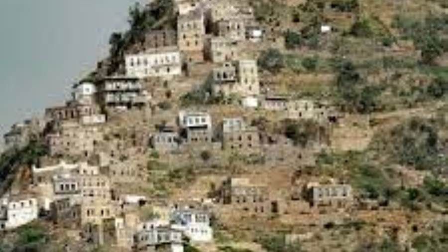 السلطة المحلية بمحافظة ريمة تدشن حملة التعبئة لإسناد الجيش الوطني