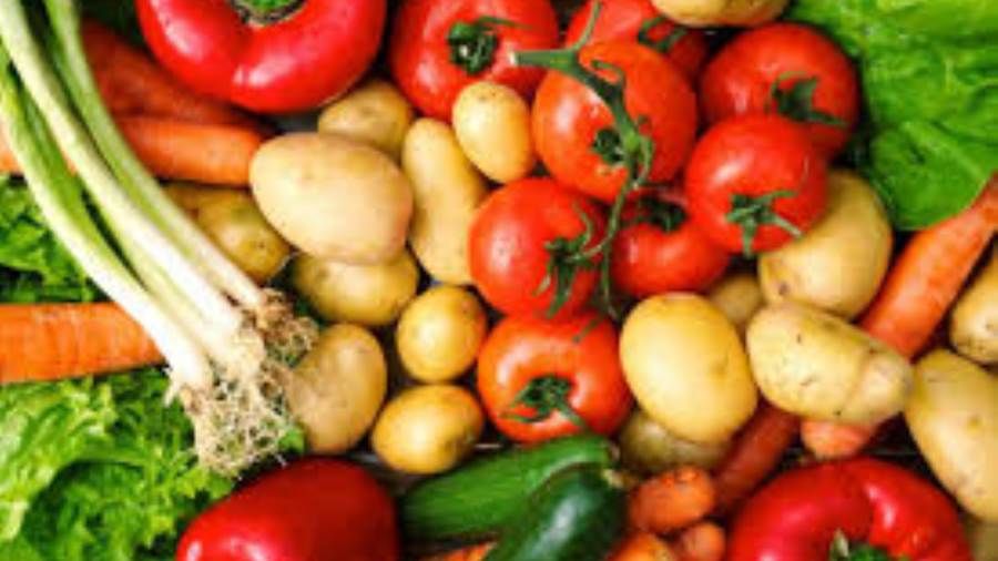 أسعار الخضروات والفواكه واللحوم في العاصمة صنعاء اليوم