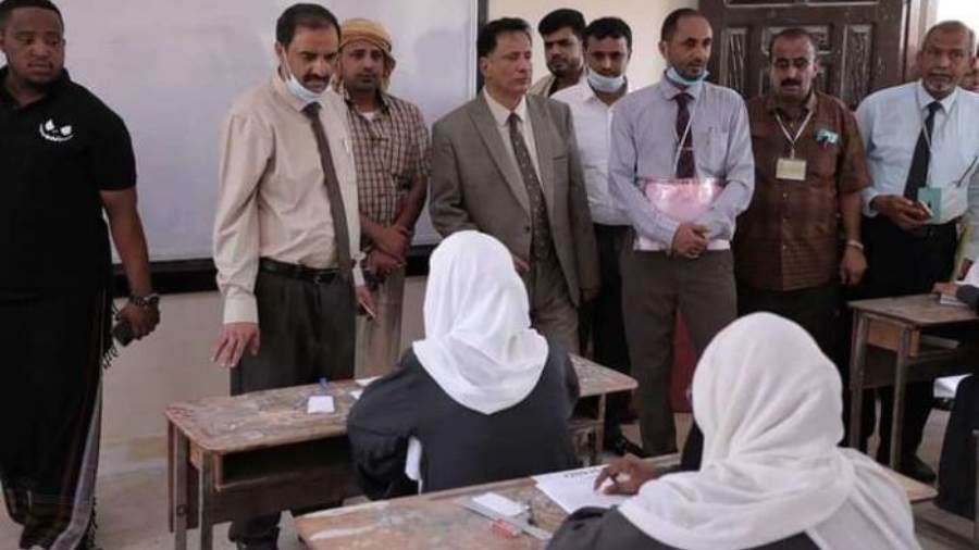 بن ياسر يدشن اختبارات شهادة الثانوية العامة ويشيد بمستوى التجهيزات