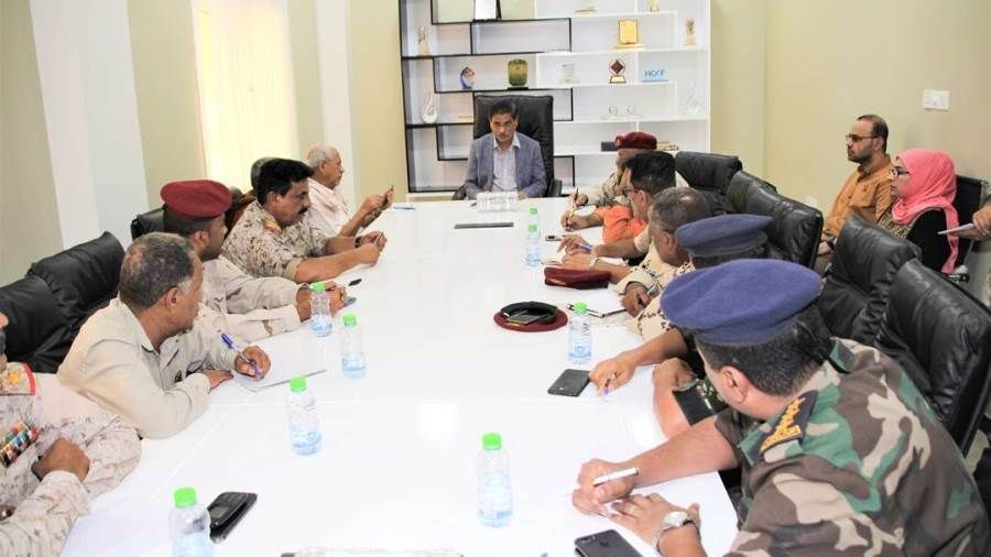 البحسني يترأس اجتماعاً باللجنة الأمنية ويناقش معها المستجدات بساحل حضرموت