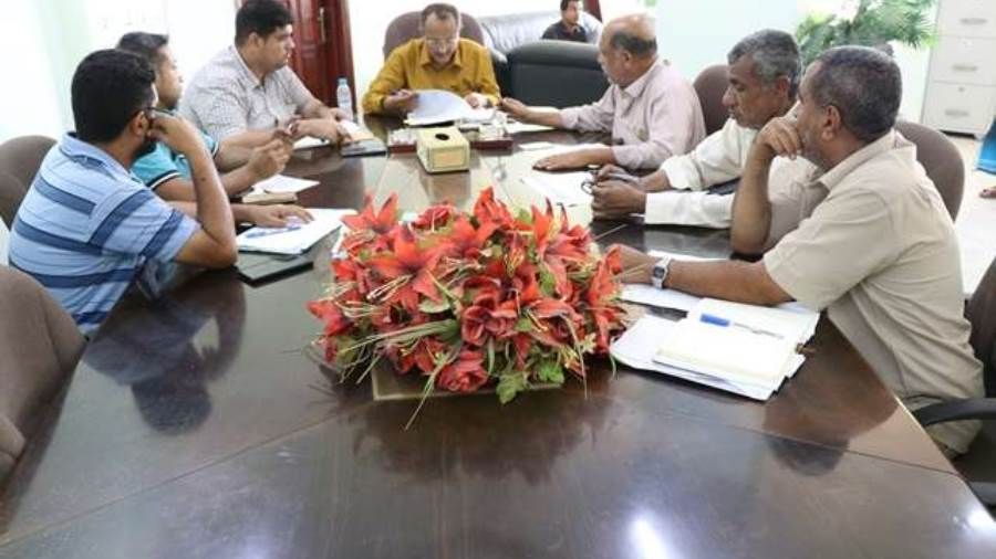 بارزيق يترأس إجتماعا لمناقشة تنفيذ عدد من المشاريع العاجلة لتحسين منظومة الكهرباء