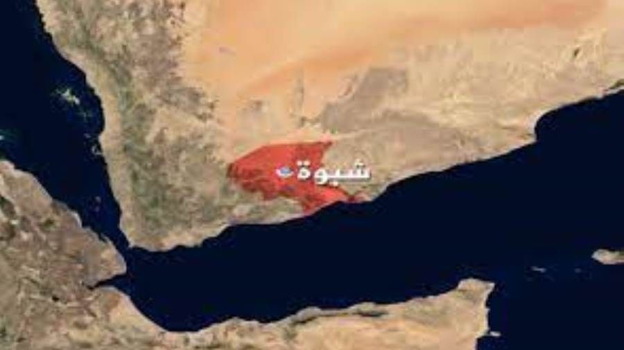 فرق هندسية تعيد التيار الكهربائي لقرى في شبوة إثر تضررها من الأمطار والرياح