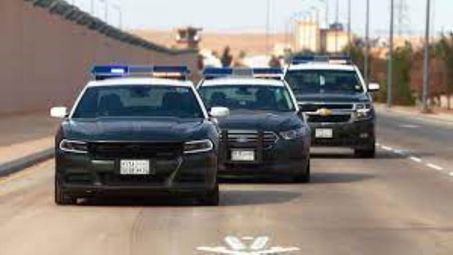 السعودية.. القبض على شخص سرق 27 ألف دولار من مؤسسة تجارية