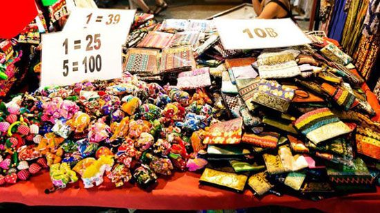 أغرب سوق في العالم.. يبيعون فيه العرائس والفتيات الصغيرات للزواج ويأكلون لحم البشر!! ( صور )