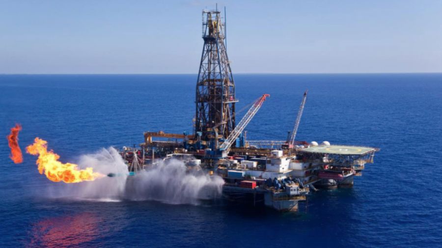 إيني تكشف حقيقة تراجع إنتاج حقل "ظهر" المصري