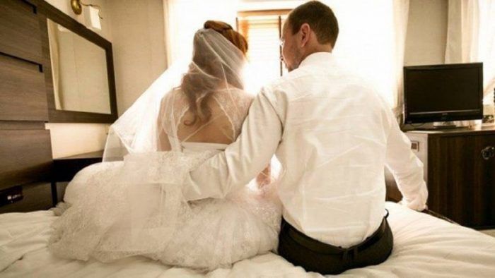 الخليج الان : العريس العنتيل .. تحدى زوجته "ليلة الدخلة" فسقط ميتاً أثناء معاشرتها ( تفاصيل صادمة )