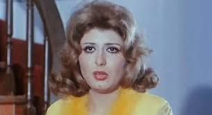 كلام في الفن : اعترافات نارية تفجرها نجمة الإغراء (سهير رمزي) .. خرجت عن صمتها وكشفت أسرار ظهورها بلا ملابس تماماً في مشهد ساخن !.