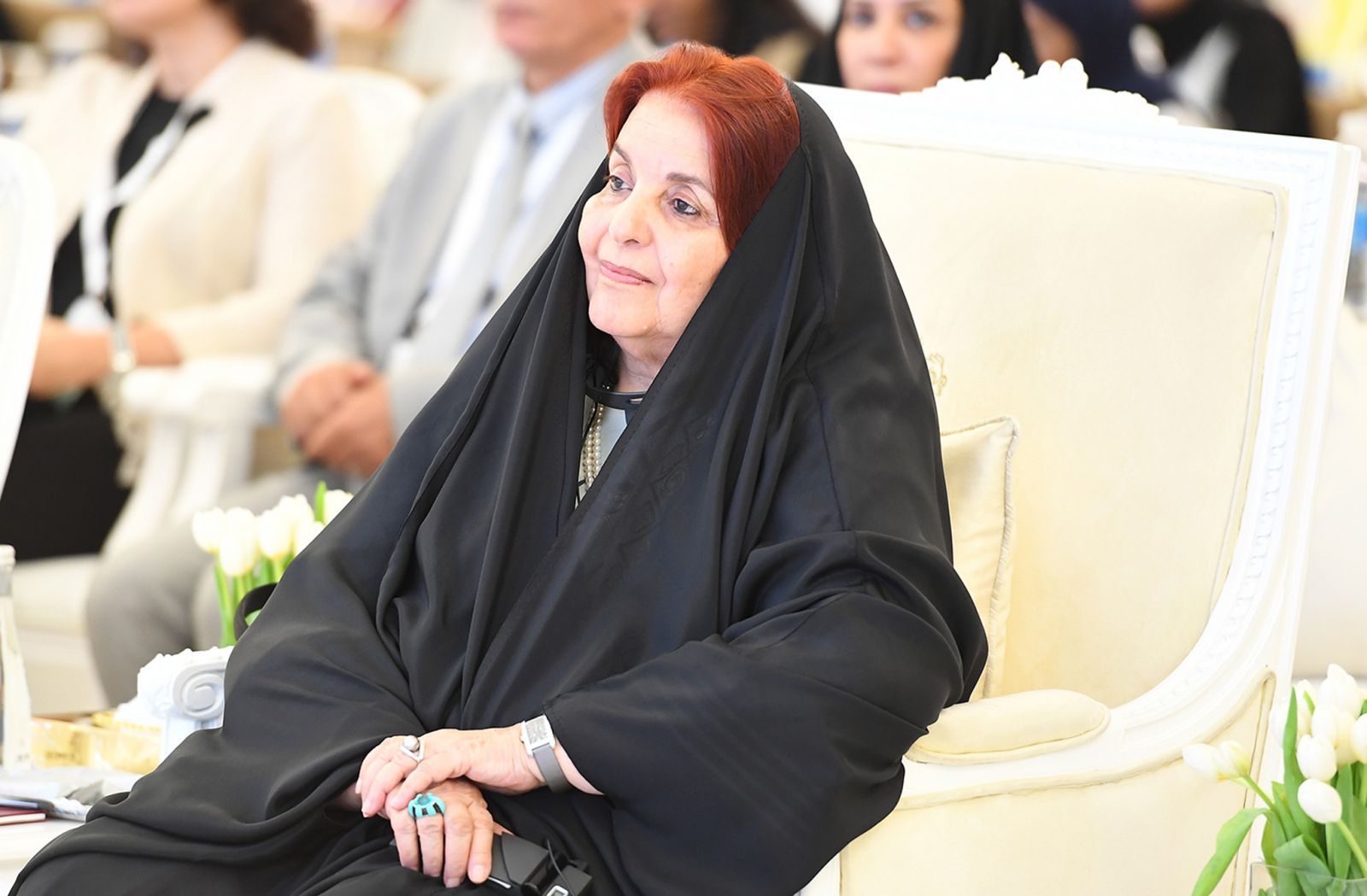 كلام في الفن : ظهور مثير لـ زوجة ملك البحرين تخطف الأنظار وتقهر كل أميرات الخليج (اتفرج الصور)