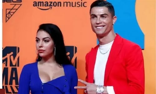 تسريب صورة صادمة تنهي نجومية ’’جورجينا رودريغز​‘‘ وكريستيانو يُصاب بالصدمة !! (شوف دلوقتي)