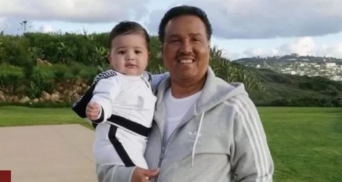 تعرف على زوجة محبوب العرب الفنان السعودي ’’محمد عبده‘‘ التي وضعت طفله الـ 11.. والمفاجأة بجنسيتها المخفية وعمرها الحقيقي !! (شوف دلوقتي)