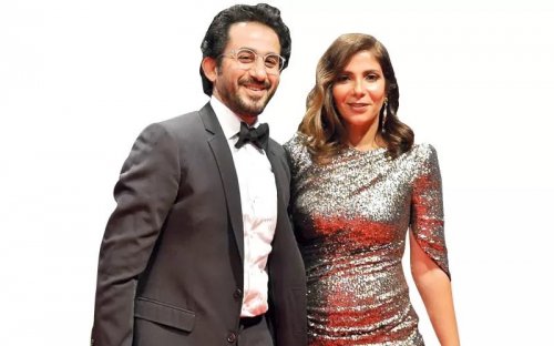 لن تصدق ردة فعل أحمد حلمي بعد ظهور زوجته في مشهد جريء في فيلم ( أصحاب ولا اعز) ..مافعله صدم الجميع!!-تفاصيل نارية