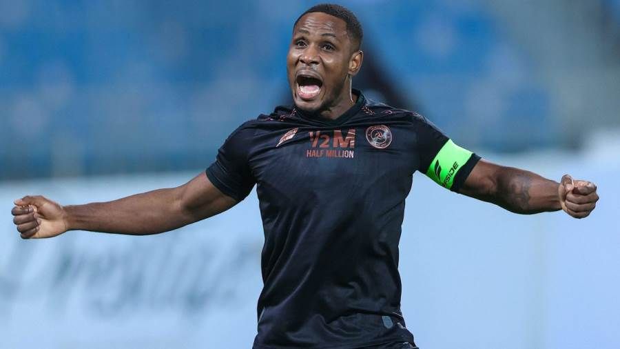 تقرير: إيغالو نجم نادي الشباب في طريقه للانضمام إلى الهلال