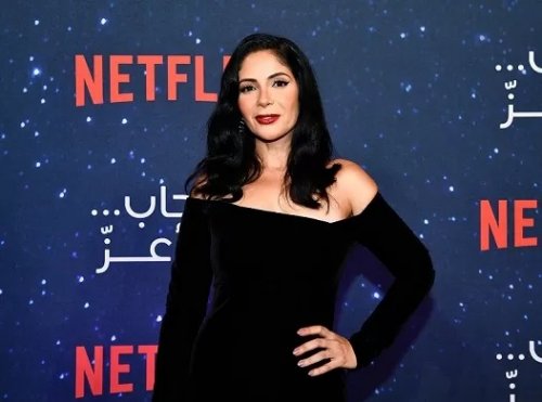 مركز الأزهر يصدر أول بيان ناري وغير مبسوق بشأن فيلم «أصحاب ولا عز».. ومنى زكي يجن جنونها !! (شوف دلوقتي)