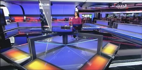 أجمل من (علا الفارس) بكثير .. هذه المذيعة الشيعية الجديدة تظهر على قناة الحدث.. جمالها ساحر أبهر كل المشاهدين ولا يمكن وصفه اطلاقًا (شوف دلوقتي)