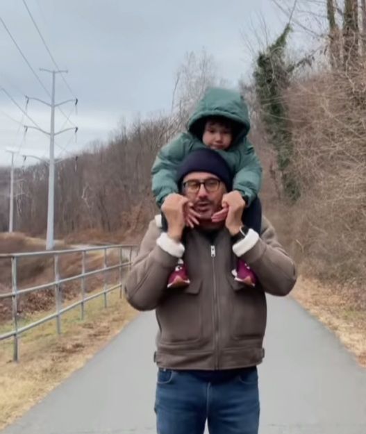 اتفرج – لاول مرة .. قصي خولي ينشر صورة تكشف عن وجه ابنه.. لن تتخيلوا كيف ظهرت ملامحه..وهل يشبه والده الفنان؟ اتفرج الصور