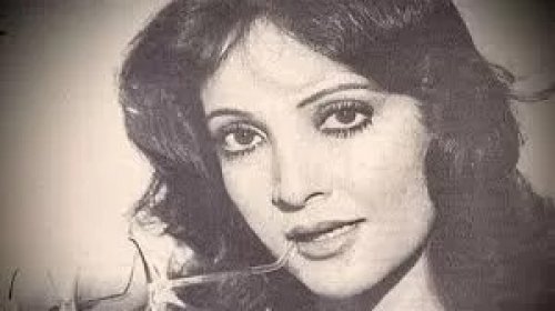 بحاله مفزعة يرثى لحالها .. ظهور مزري وصادم للفنانة تيسير فهمي ،، شوف دلوقتي كيف غدر بها الزمان وحولها الى زومبي في فيلم رعب