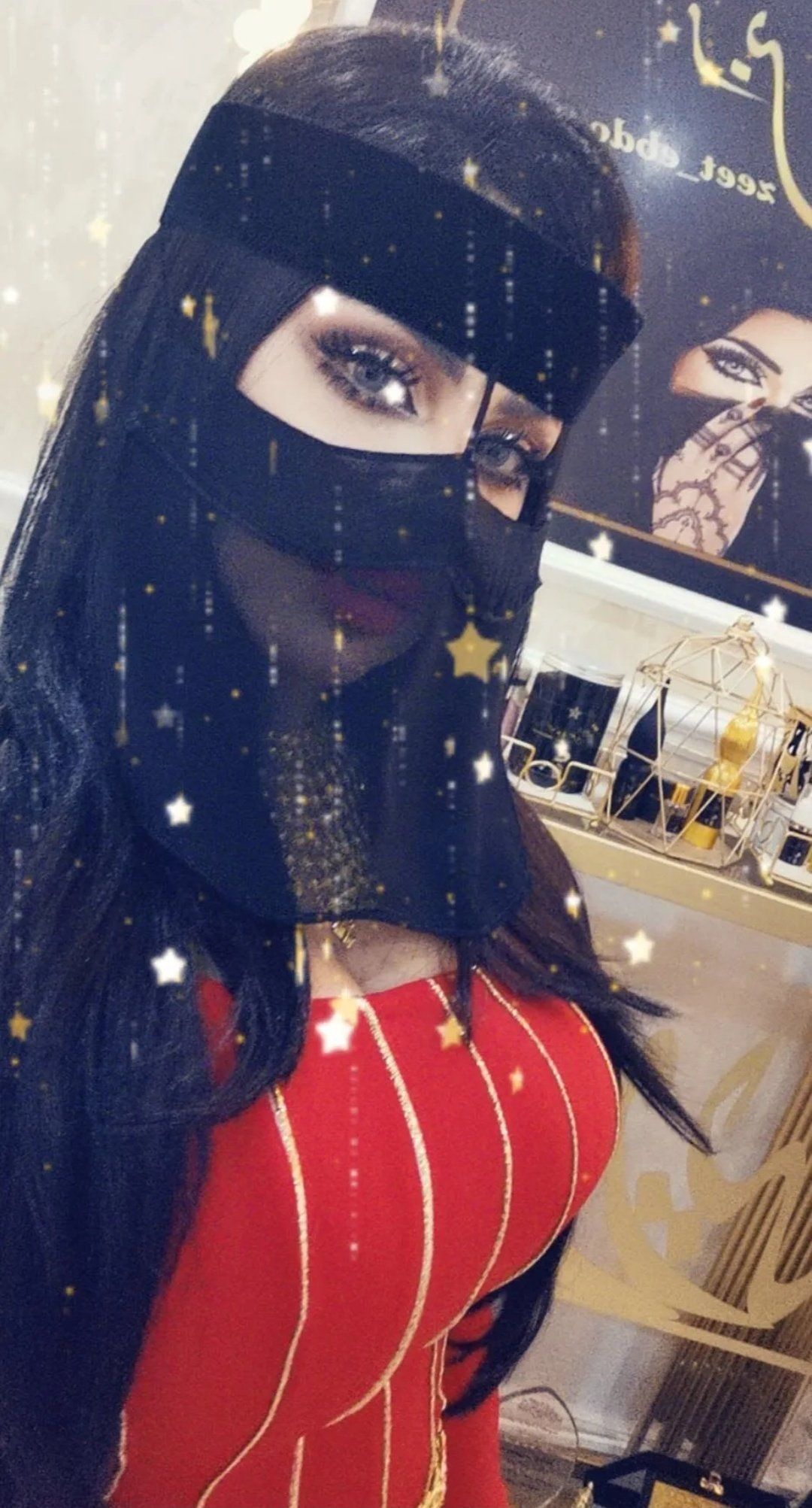 حليمة بولند تتعرض لموجة من الإنتقادات في يوم التأسيس السعودي بسبب إطلالتها الجريئة والغير لائقة..(صور)