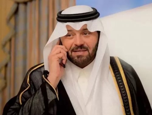 زوجة نجم طاش ما طاش الفنان ’’يوسف الجراح‘‘ تصعق العرب جميعاً وكل الخليج بجمالها الإغريقي الخارق الغير مألوف بأول ظهور لها في الاعلام!! (صورة)