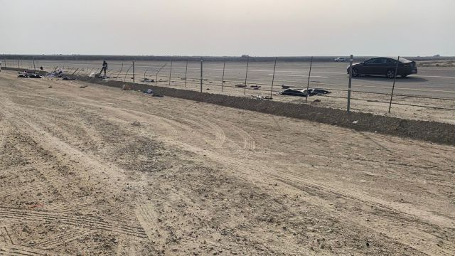 شاهد بالصور.. حادث مروع في تقاطع طريق الخفجي في السعودية مع المنفذ الحدودي