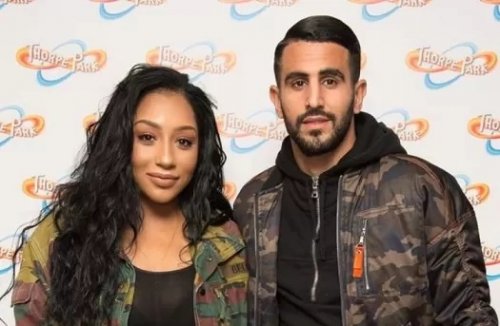 زوجة ’’رياض محرز‘‘ الحسناء تفجر غضباً واسعاً بالبيكيني الشفاف والفاضح.. والجمهور : أتعلمي من زوجة محمد صلاح ! (شوف دلوقتي)