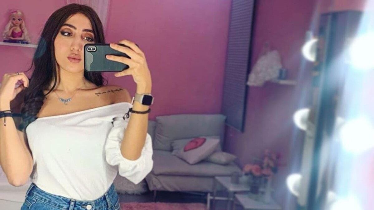 تلاسن بين العنود اليوسف وليان عبد الله بسبب صورة داخل المستشفى