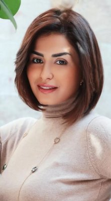 تمارس الاغراء بطريقة شديدة السخونة...الممثلة المصرية منه فضالي تطل بـ مايوه زهري شفاف من حوض السباحة ... شوف دلوقتي