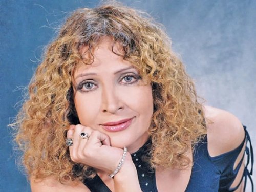 أتذكرون نجمة مسلسل (رأفت الهجان) تيسير فهمي .. ستصاب بالصدمة بعد معرفتك كيف بدت اليوم بعدما غدر بها الزمان وتقدم بها العمر !! (صورة)