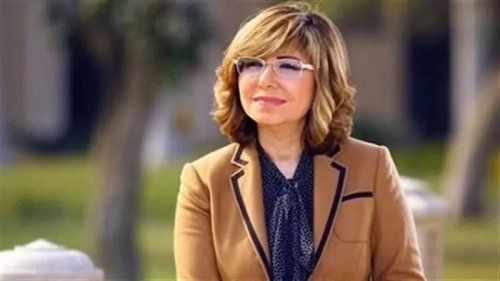 نجوى إبراهيم تحرج الاعلامية لميس الحديدي على الهواء وتكشف ما كانت تفعله قبل الشهرة.. مفاجأة صدمت الكل !!