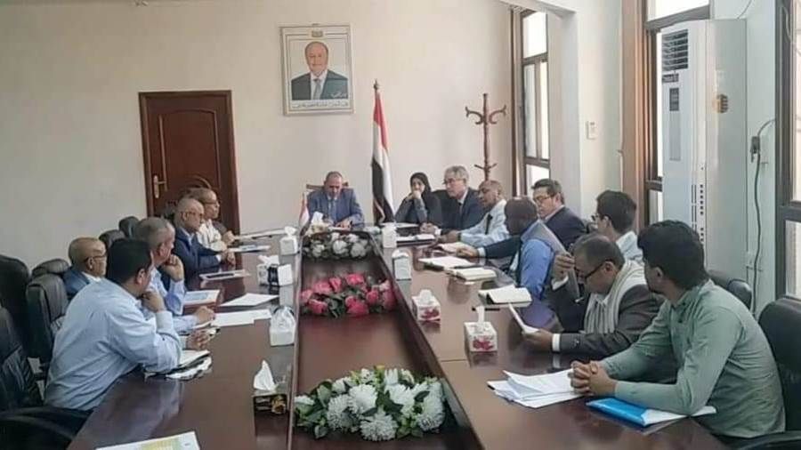 وكيل تعز يناقش مع اليونسيف الأوضاع الإنسانية في المحافظة