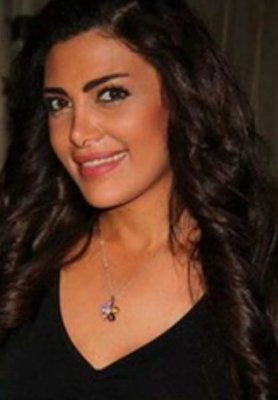 هجوم عنيف على الفنانة المصرية. ريهام حجاج ينتهي بـ الاعتذار.. القصة الكاملة لأزمة نور الكاديكي بمسلسل (يوتيرن)