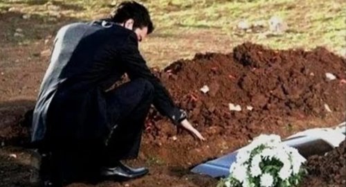 شابه مصرية جميلة توفيت ليلة دخلتها فقام العريس بنبش القبر واعاد جثتها إلى البيت وفعل معها هذا الشيئ وهي ميته.. لن تتخيل كيف كانت النهاية!