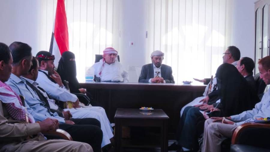 الباكري والمعوضي يطلعان على مستوى الانضباط الوظيفي في مأرب عقب إجازة عيد الفطر