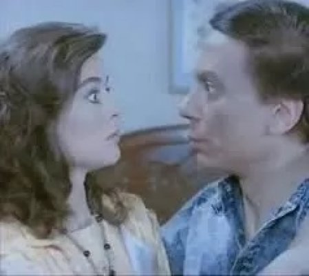 نجل الفنانة الجميلة علا رامي يثير الجدل بتعليق جديد على قُبلة عادل إمام لوالدته في فيلم (حنفي الأبهة) .. رد صادم وغير معقول