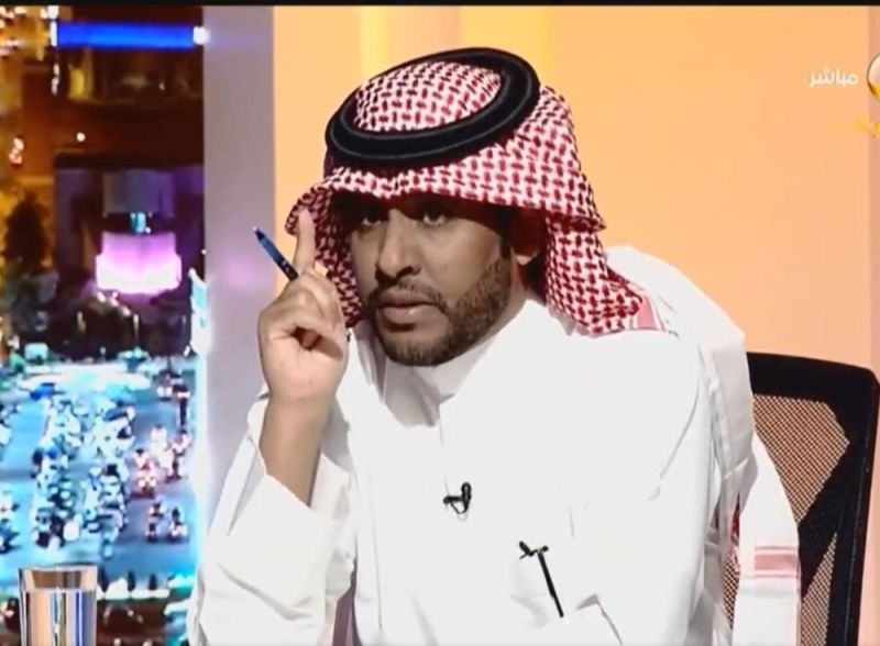 مفسر أحلام: لدي خلطة تعالج "السحر والمس والعين" وتغني الناس عن العيادات النفسية!(فيديو)