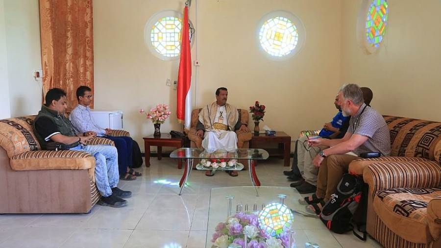 وكيل مأرب يبحث مع منسق كتلة الايواء في اليمن خطة الاستجابة للنازحين بالمحافظة