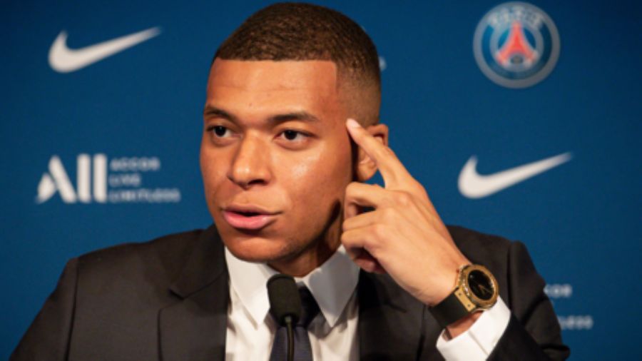 جماهير ريال مدريد تقوم بإلغاء متابعة مبابي