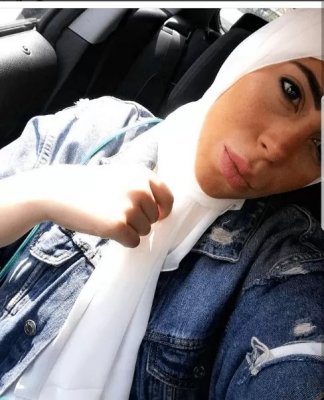 إبنة ماجد المصري (ماهيتاب)تحرق قلب والدها وتقلع الحجاب أمام الجميع.. والجمهور في صدمة... صورة