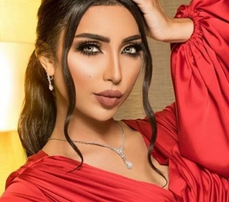 تحولت لمسخ حيواني لن تصدق كيف أصبح شكل الفنانة دنيا بطمة في أحدث ظهور لها.. عمليات التجميل قضت على شكلها وملامحها! – صوره