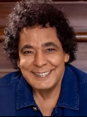 بكل جرأة ودون خجل.. سألوا الفنان المصري محمد منير عن سبب عدم رغبته في النساء فكشف سره الخطير دون تردد!