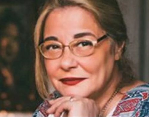 هذه الفنانة المصرية تزوجت «جني» عمره 1700 عاماً وعاشت مع الأشباح وحيرت الأطباء بحملها | تفاصيل مثيرة