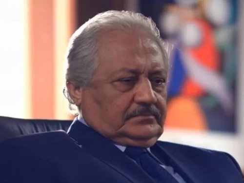 (أرخص ممثل).. سألوا الفنان خالد زكي عن رأيه الصريح في عادل إمام ومحمد رمضان فصدم الجميع بإجابته!