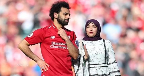 سألوا اللاعب المصري محمد صلاح: إزاي تعرفت على أم مكة؟! فكشف أسرار العلاقة الزوجية بكل جرأة ودون خجل!!