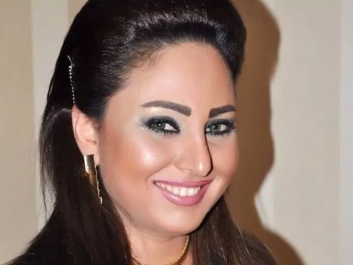 لن تصدق من هو نجل الفنانة رحاب الجمل الذي فاق بوسامته على النجم (أحمد عز).. ممثل شهير دخل عالم الفن من بابه الواسع!