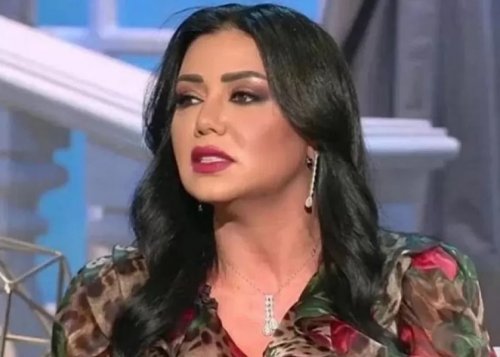 هجوم كبير على الفنانة رانيا يوسف بعد تصريحات (ليلة الخميس).. ياسمين عز تعرقت خجلاً من إجابتها