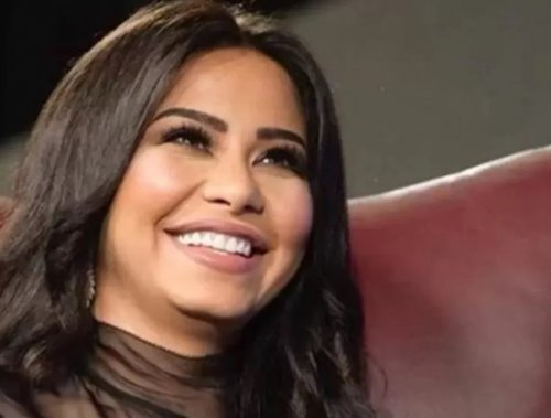 الفنانة شيرين عبد الوهاب تجاوزت حدودها مع بهاء الدين محمد فكشف ما فعلته في مكتبه دون خجل !!