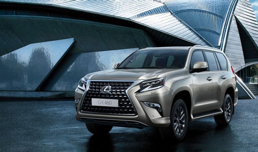 بالصور.. نظرة شاملة عن مواصفات وأسعار لكزس GX العملاقة موديل 2022 في السوق السعودي