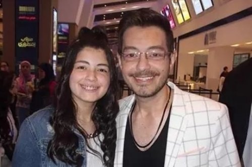 بعد انباء خطوبتها على ابن كمال أبو رية..الفنان أحمد زاهر يعلق على زواج ابنته ليلى! ويكشف حقائق